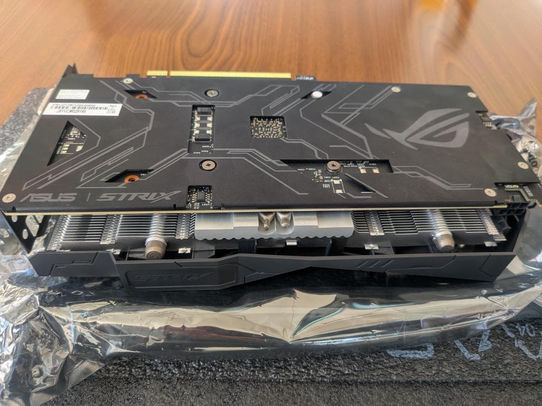 グラフィックボード・グラボ・ビデオカード ASUS GTX1050Ti STRIX GAMING 4G OC