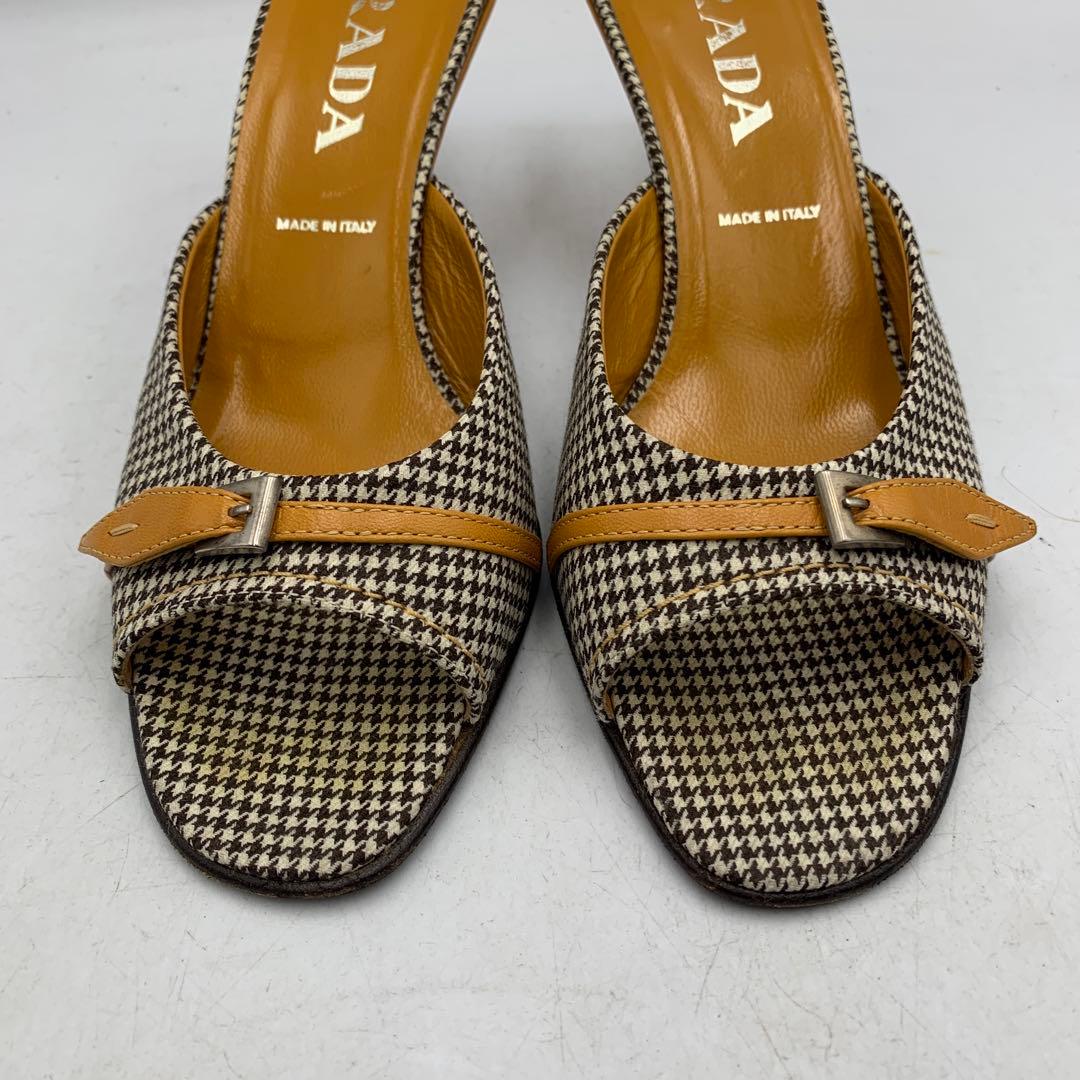 V927 プラダ ミュール 36.5 約23cm 白黒