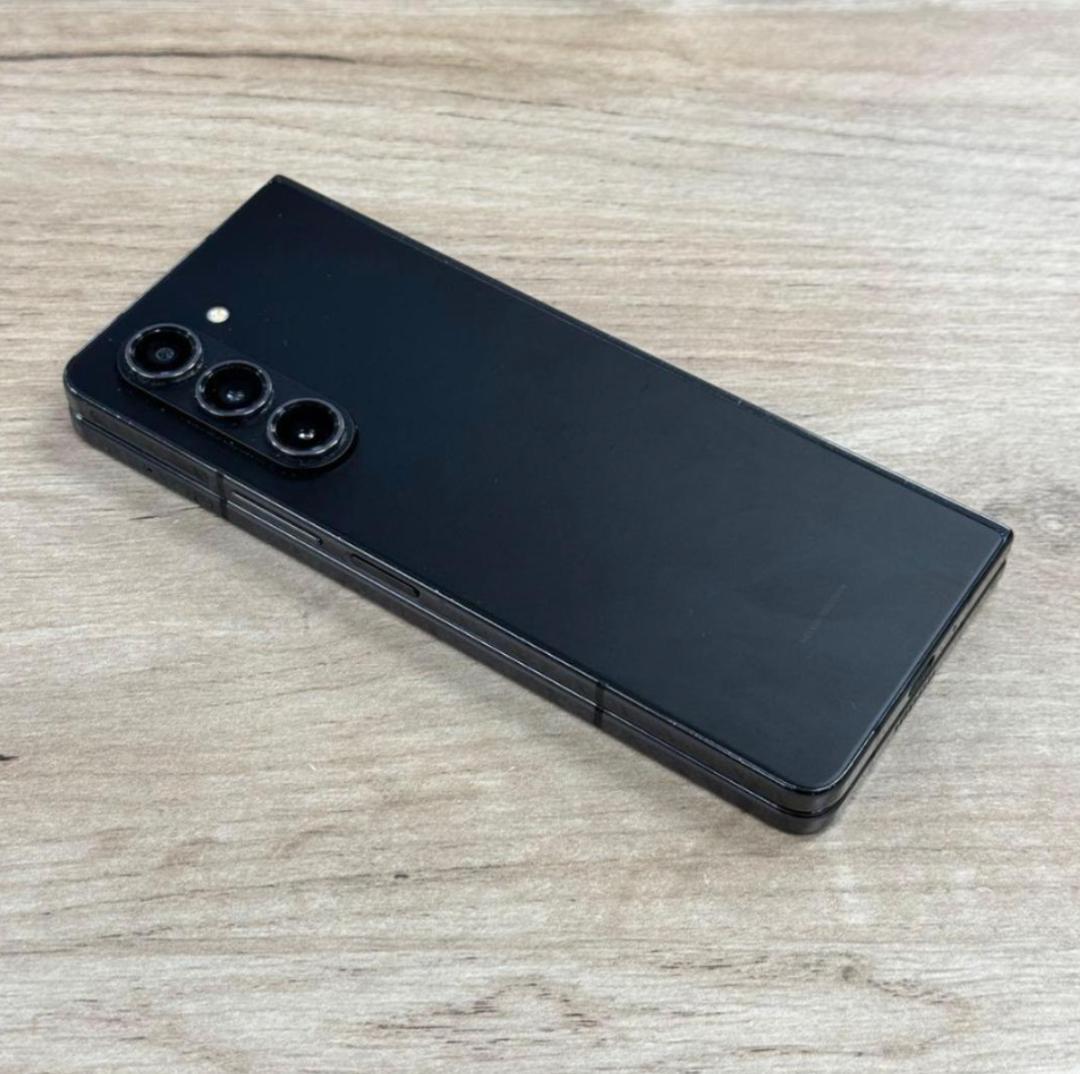 【超美品】Android Galaxy Fold 5｜512gb｜SIMフリー