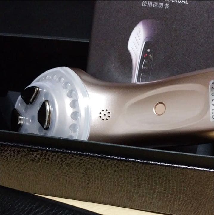 Dr. Arrivoドクターアリーボゴースト 美顔器