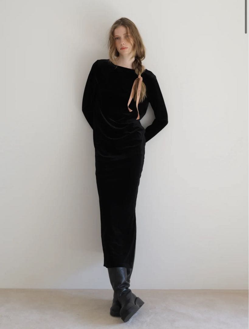 美品【miies miim】BACK RIBBON VELOUR DRESS