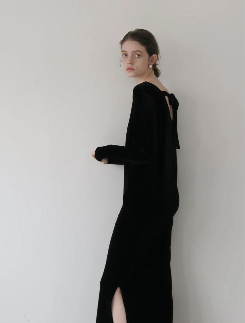 美品【miies miim】BACK RIBBON VELOUR DRESS