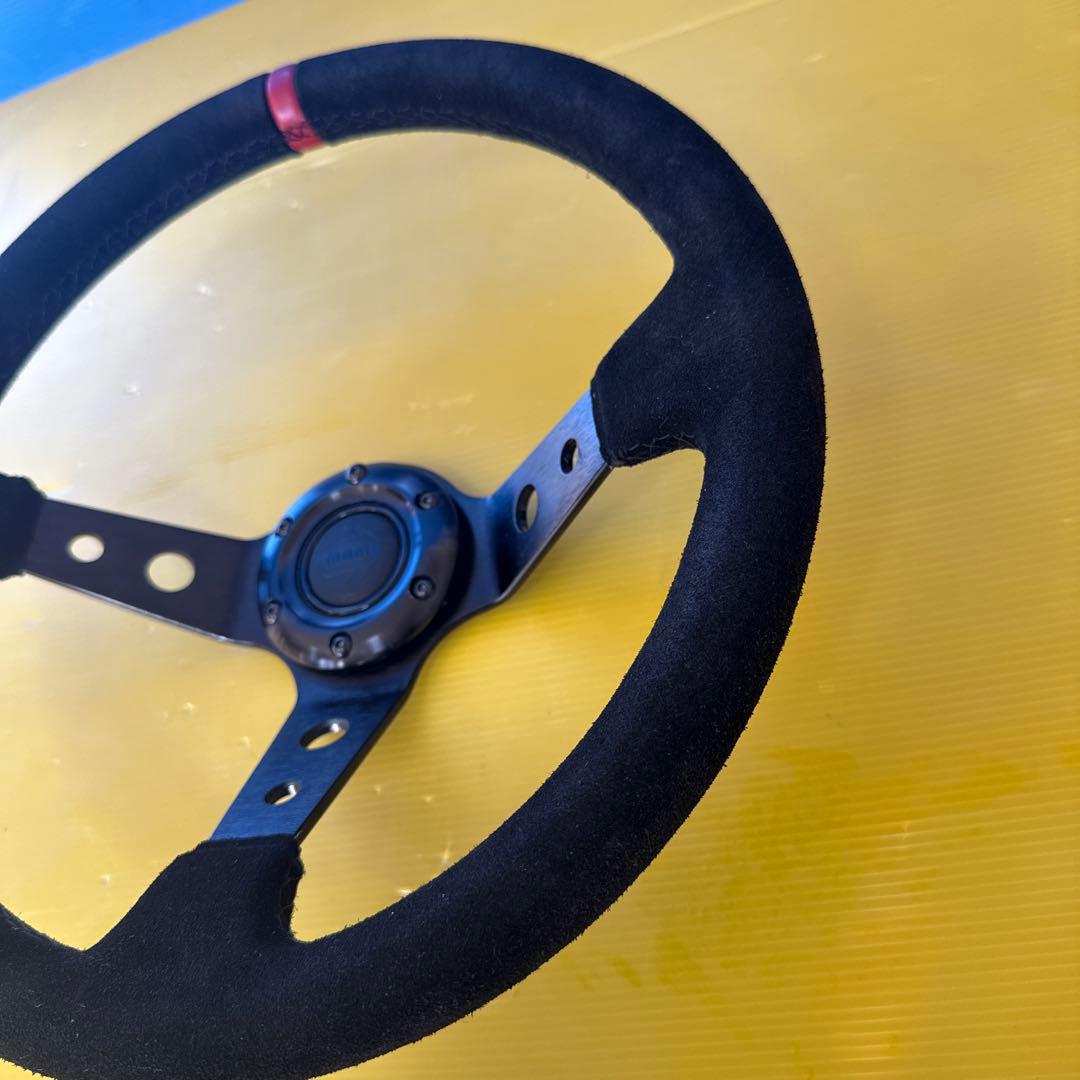 モモ ドリフトステアリングホイール