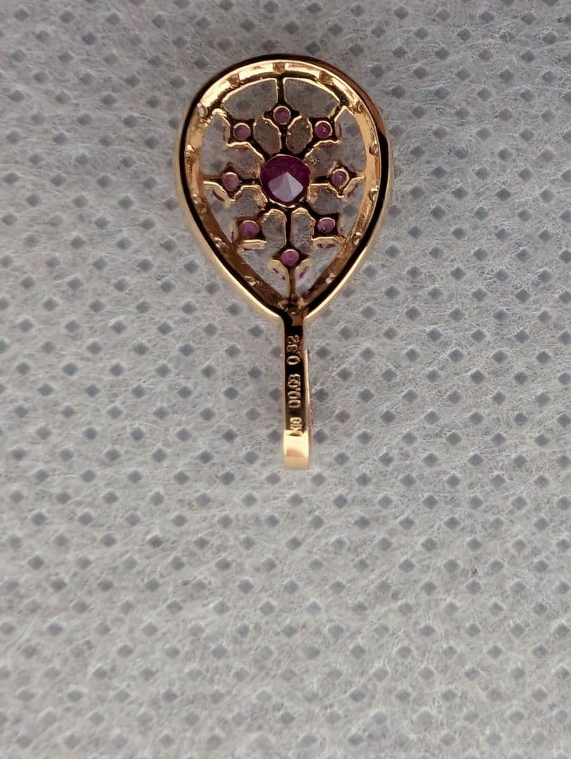 遺品生前整理　K18 ルビーペンダントトップ