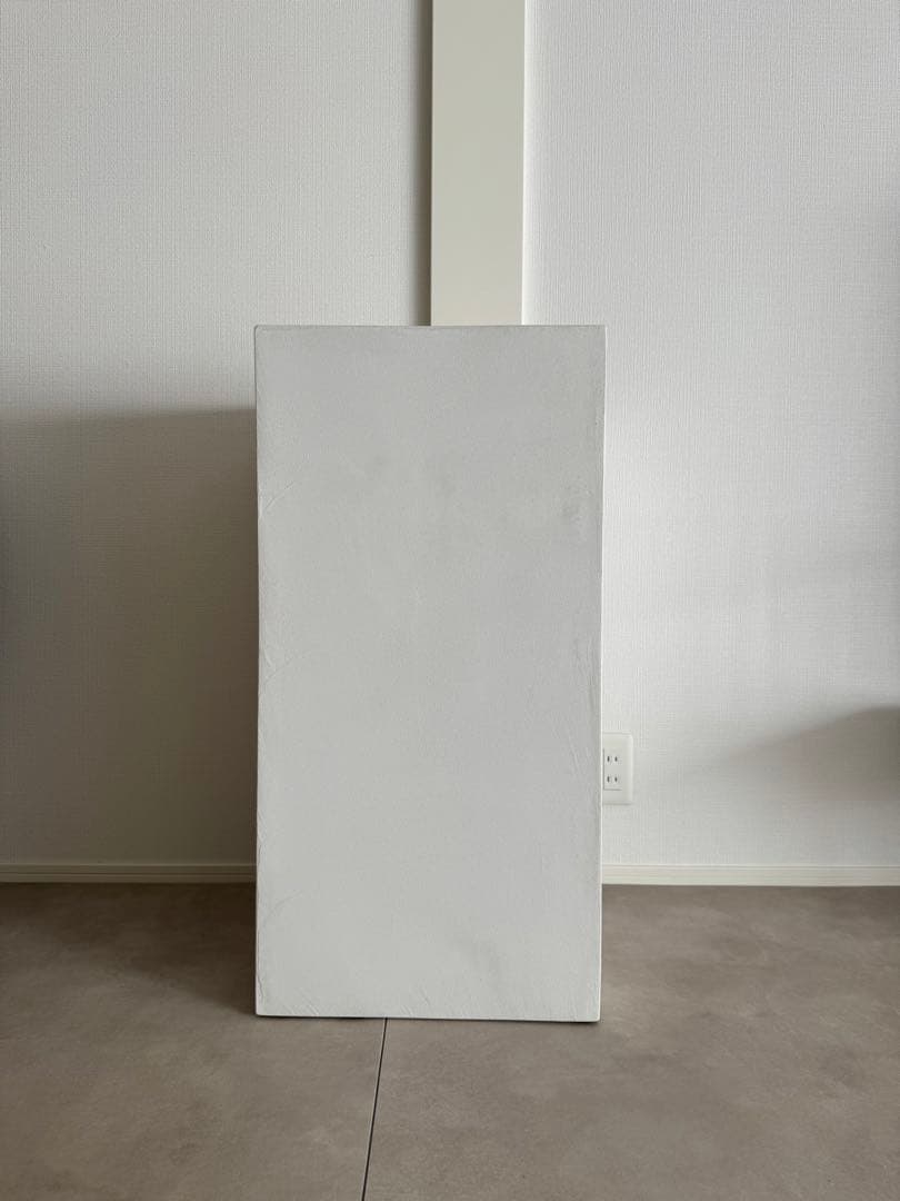 MOKUCONCRETE ディスプレイスタンド