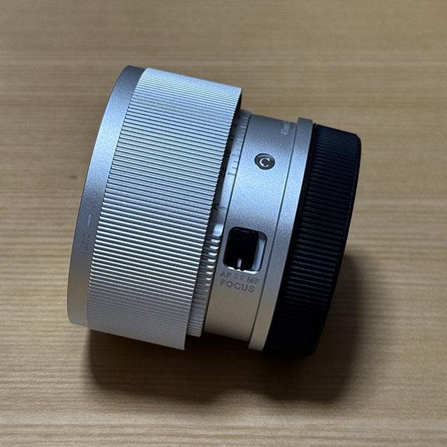 【美品】SIGMA 45mm f2.8 CONTEMPORARY シルバー