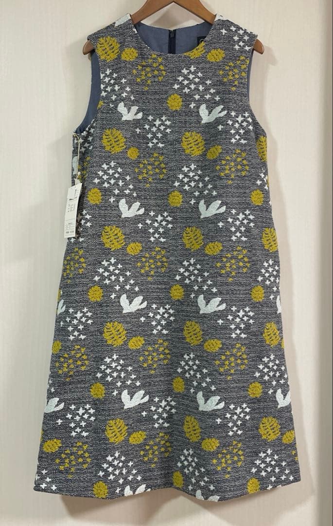 新品♪haupia 北欧カモメとまつぼっくり ジャガード ワンピース ハウピア