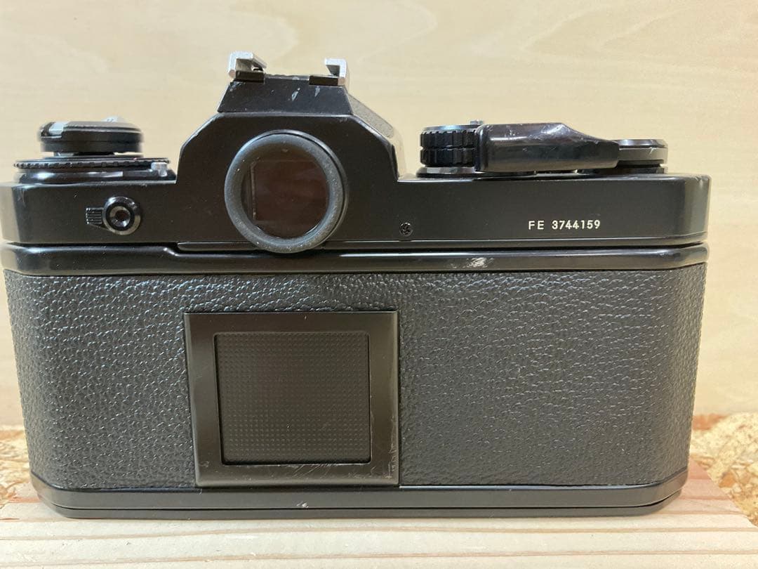 ⭐︎送料無料⭐︎Nikon FE フイルムカメラ⭐︎ジャンク品 ⭐︎おまけ付⭐︎