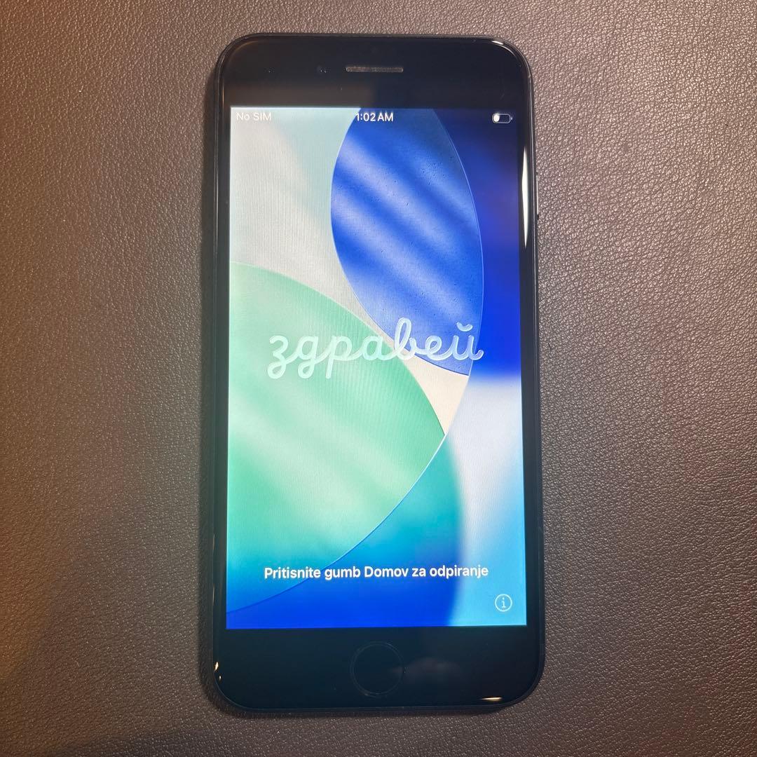 バッテリー100% iPhone SE3 128GB ミッドナイト 本体のみ