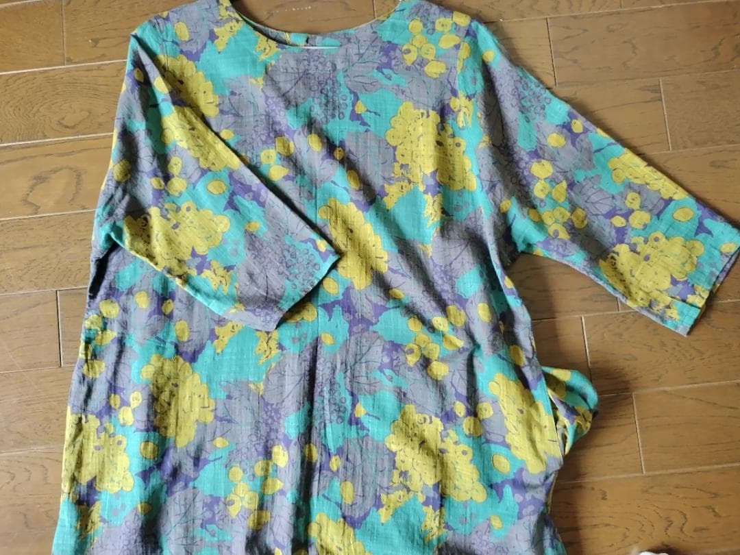 群言堂 スラブローン　葡萄柄チュニック