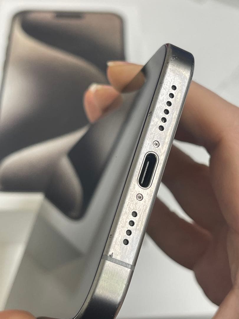 Apple iPhone 15 Pro MAX 1TB シルバー 本体