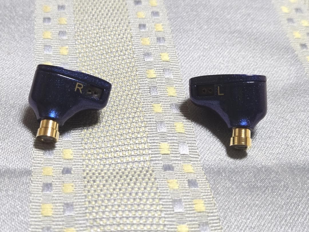 水月雨(MOONDROP) 星光 -Star Light- 有線イヤホン