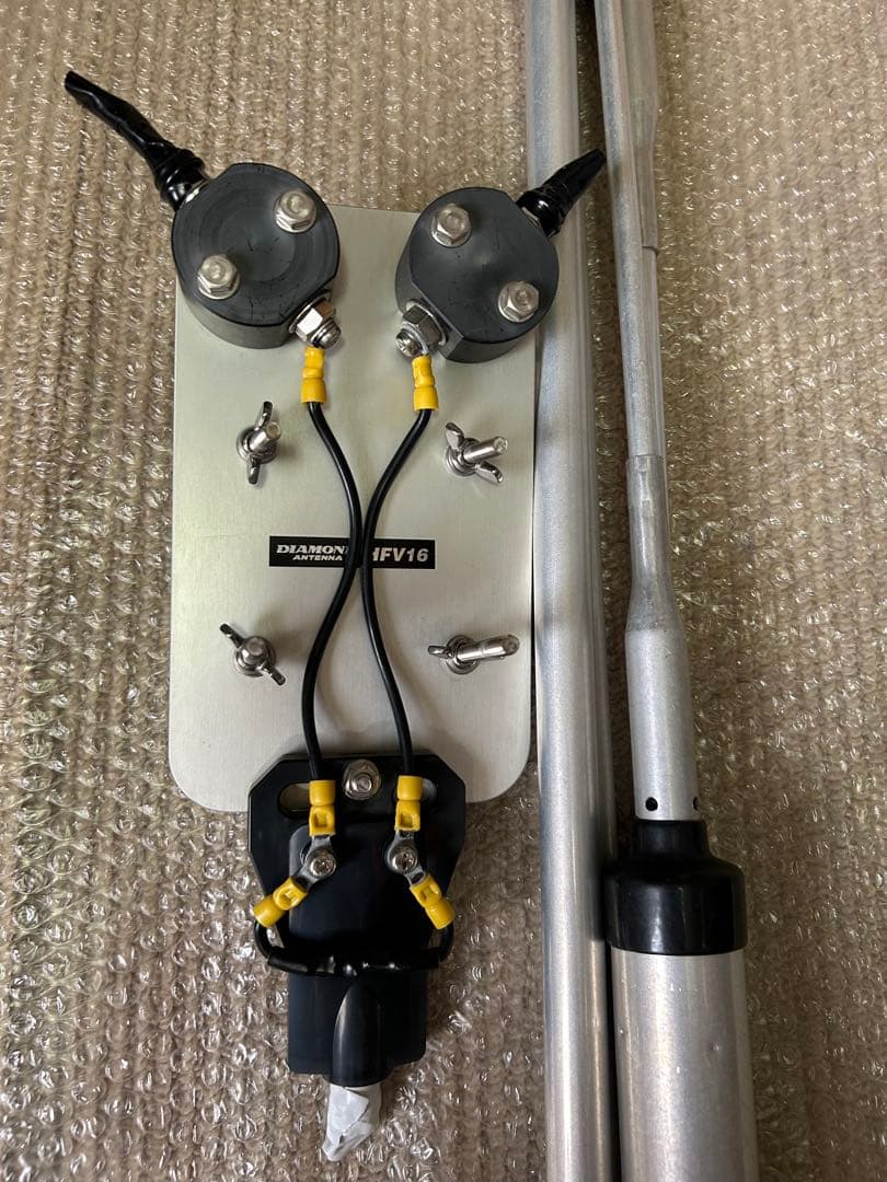 第一電波ダイヤモンドHFV16 18MHz帯短縮V型ダイポールアンテナ