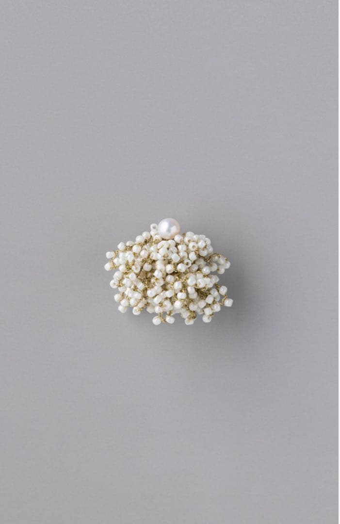 fua accessory 始まりの時 アイボリー M 片耳用ピアス