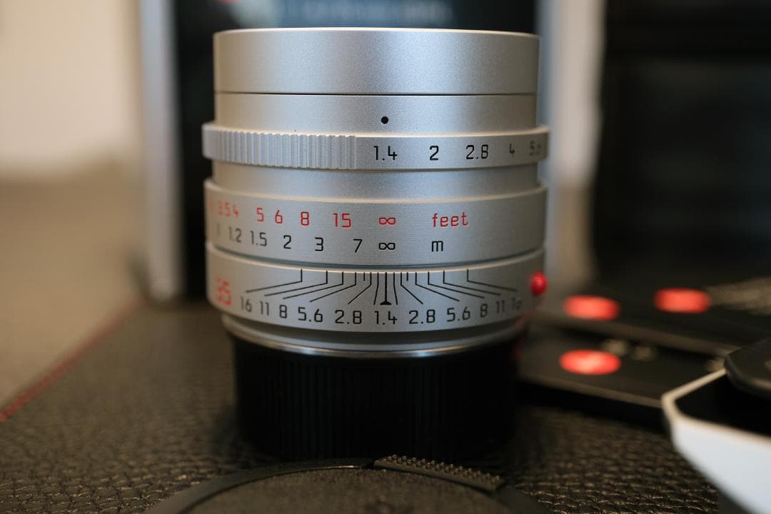 【希少新品】Leica Summilux 35mm 1.4 ASPH FLE