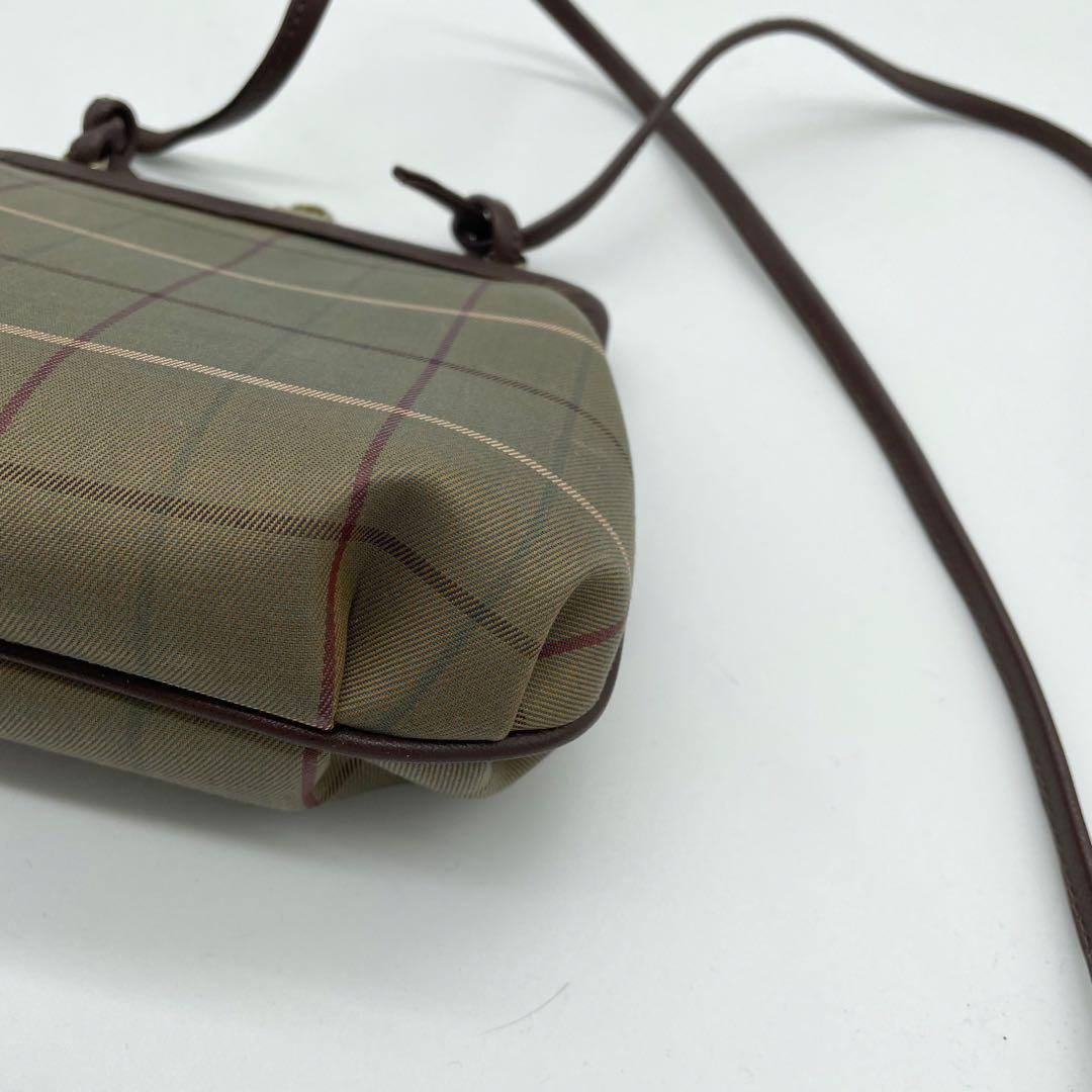 【極美品】バーバリー　ショルダーバッグ　がま口　ホースロゴ　キャンバス　玉虫色