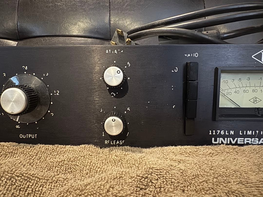 名器　UNIVERSAL AUDIO 1176LN コンプレッサー