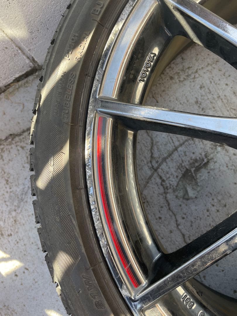 グ*ィ様 アクアGS 17インチ ホイールセット 5本スポーク