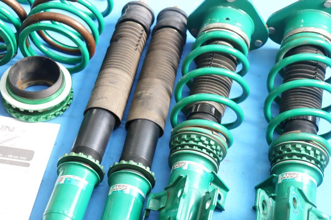 トヨタ プリウス ZVW30 ZVW35 TEIN FLEX　Ｚ　車高調