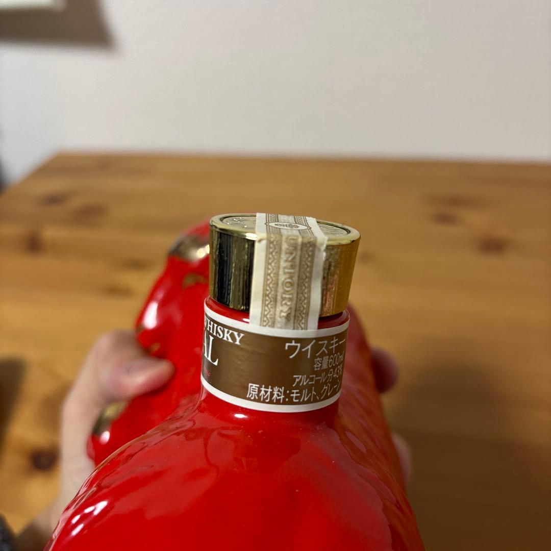 サントリーウイスキー　ローヤル15年　2003 赤干支　陶器ボトル　未開封