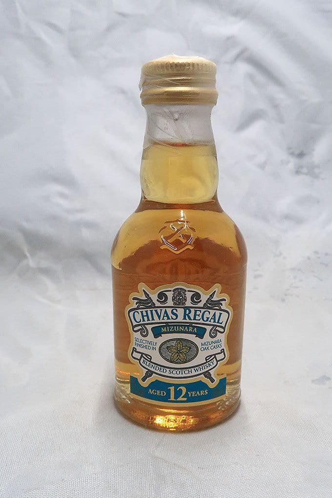 シーバスリーガル １８年・１２年 ・原酒ミニチュアボトル ４種