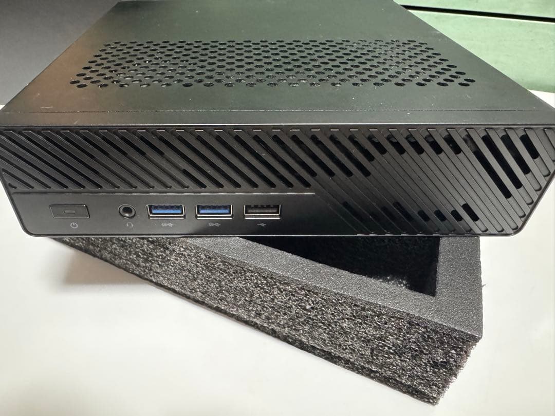 Minisforum MS-A2 AMD Ryzen9 9955HX 動作品