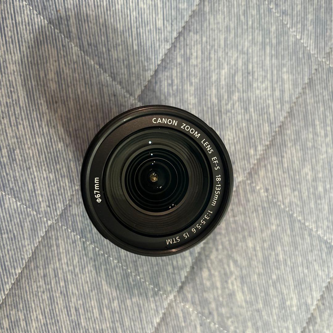 極上品　Canon EF-S 18-135mm ズームレンズ