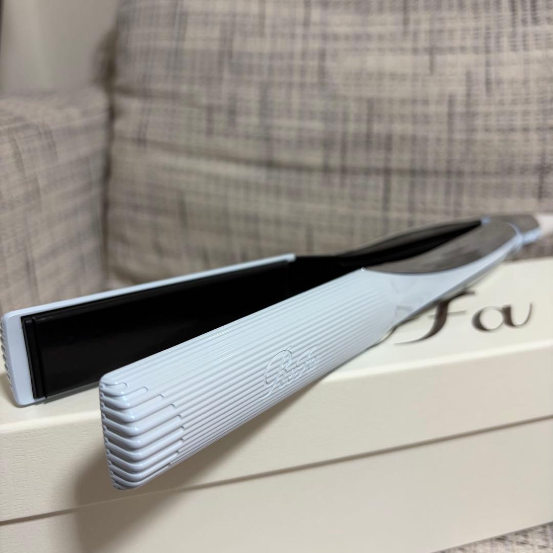 ReFaリファ ストレート ヘアアイロン プロ ホワイト