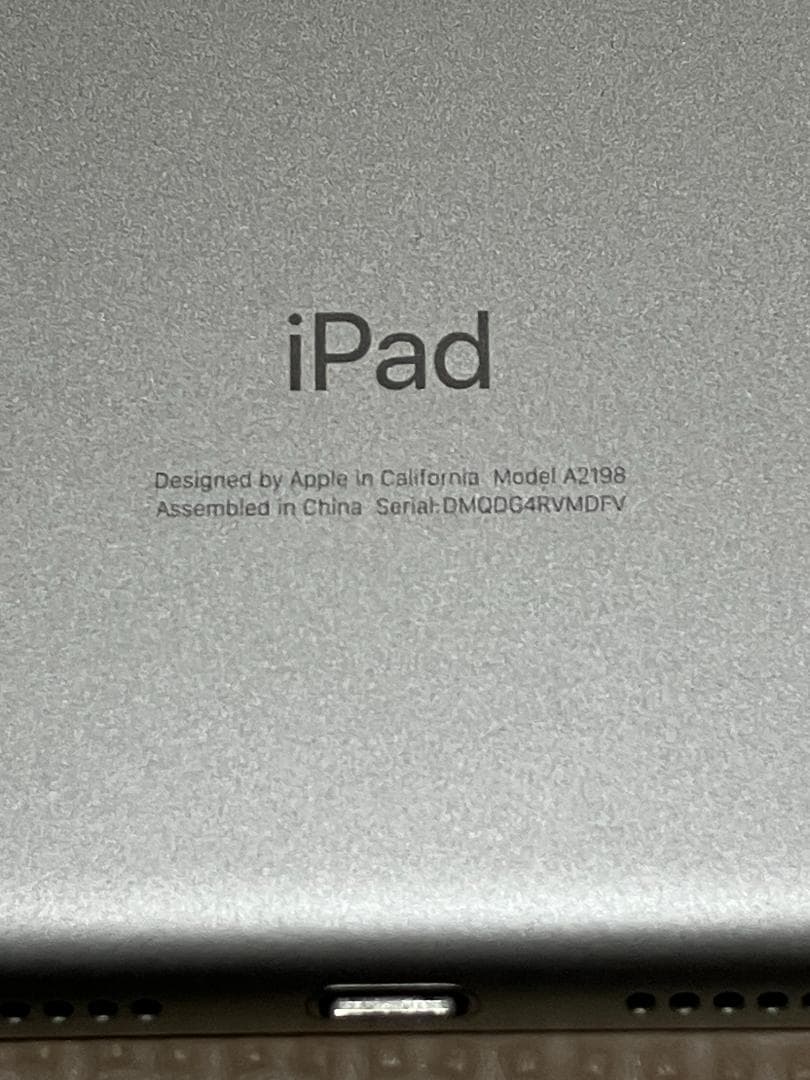 iPad第7世代(2019)Wi-Fi+Cellular 10.2インチ 32G