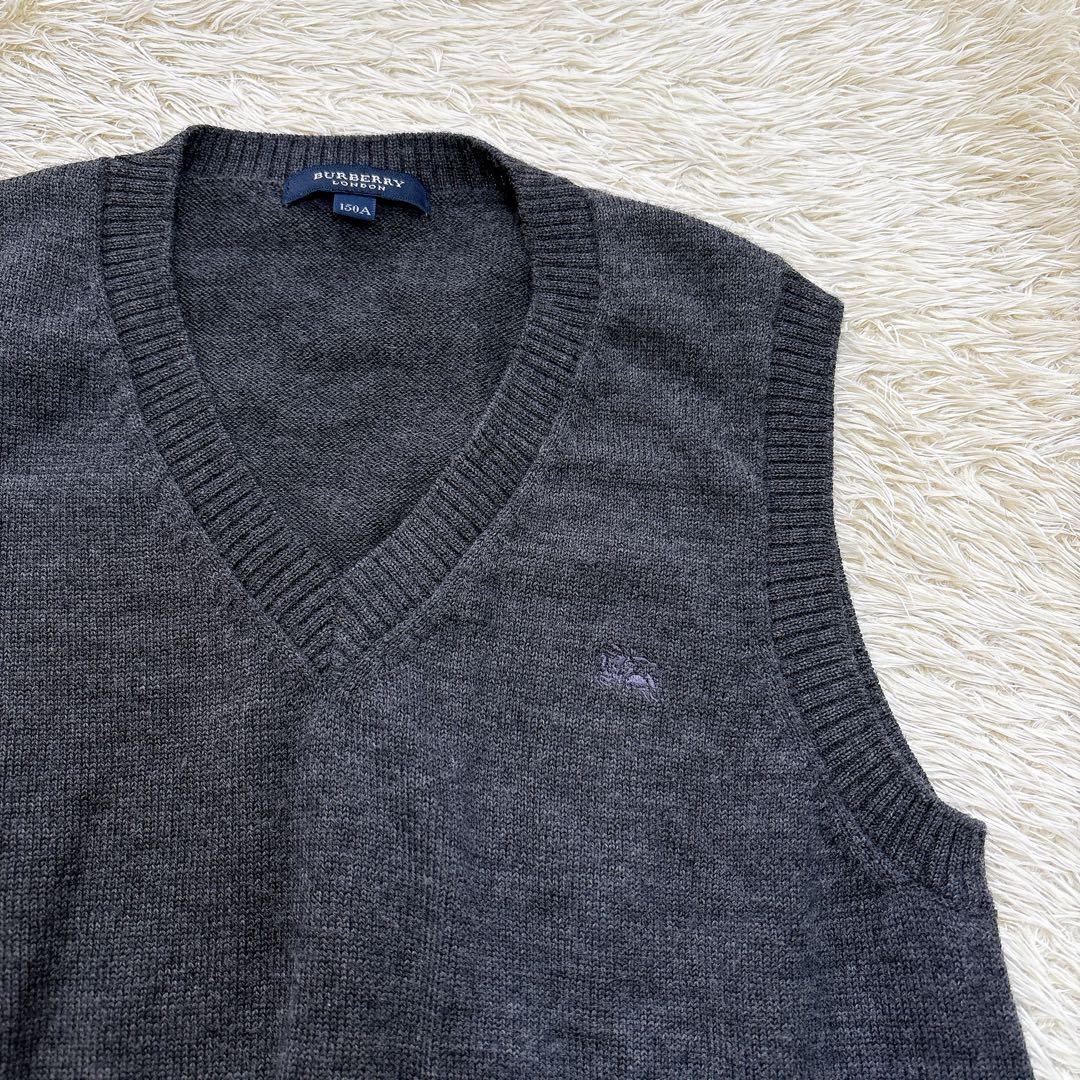 バーバリーロンドン　フォーマルスーツ　ベスト　３点セト　 男の子 卒業式　濃紺