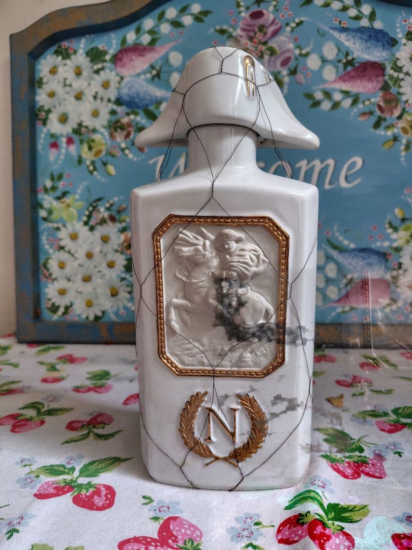 クロワーゼ　ナポレオン コニャック ボトル　白　700ml クロアーゼ