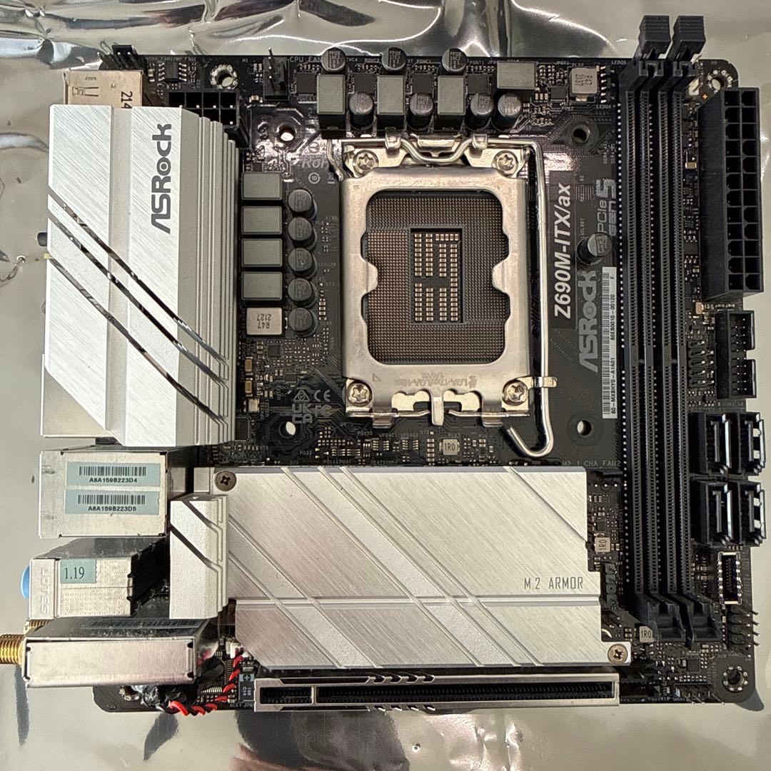 ASRock Z690M-ITX/ax マザーボード