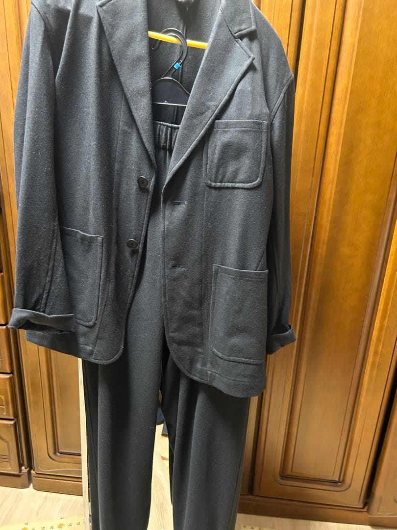 2024年YLEVE セットアップ　ダークグレー