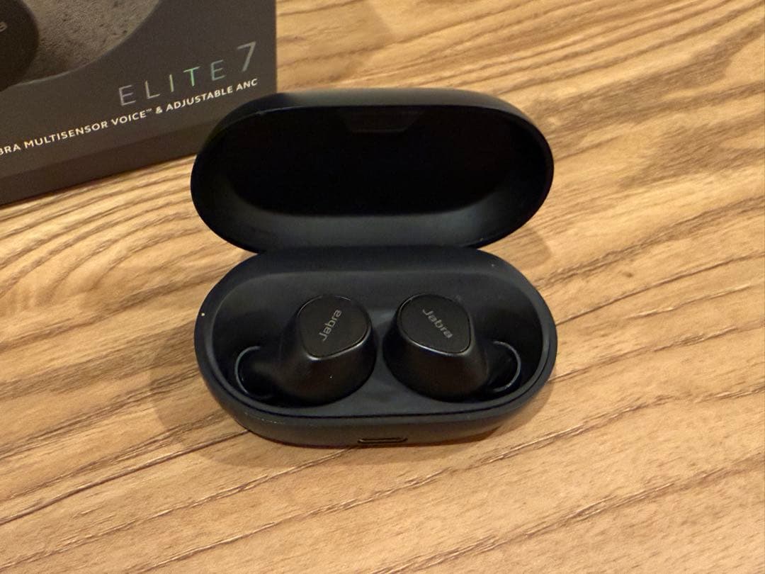 イヤホン Jabra Elite 7 Pro - Titanium Black