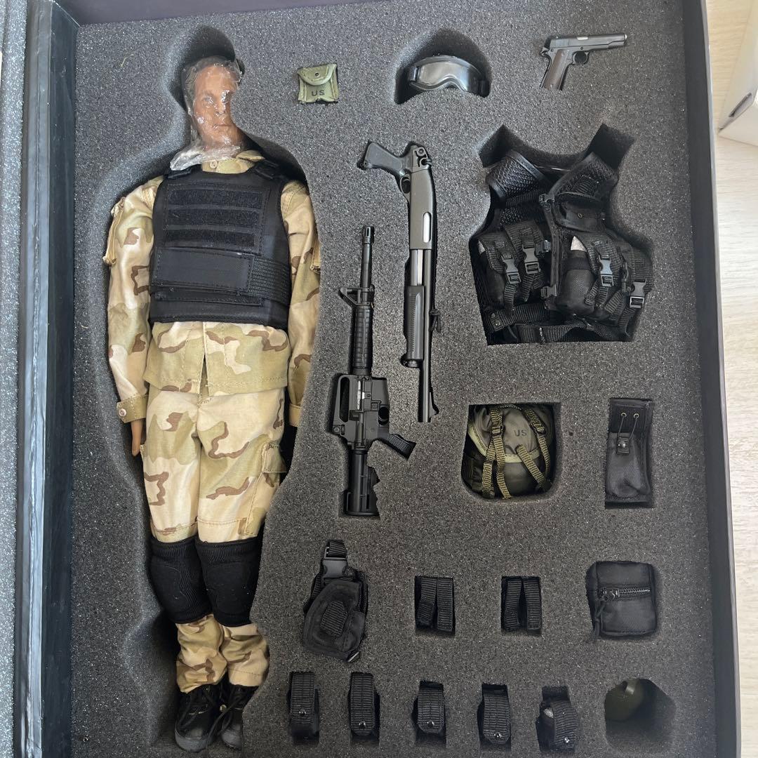 アクションフィギュア