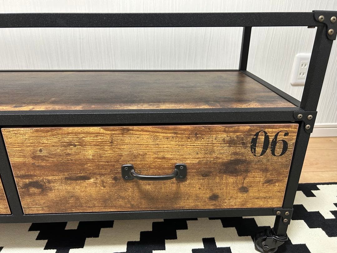 みーちん　インダストリアル　ヴィンテージスタイル テレビ台