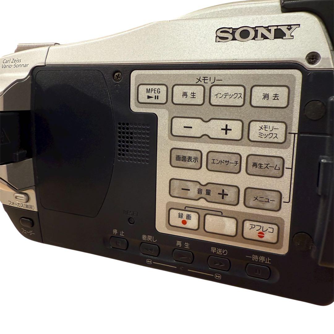 【美品】 SONY　DCR-TRV18　MiniDV対応 ビデオカメラ