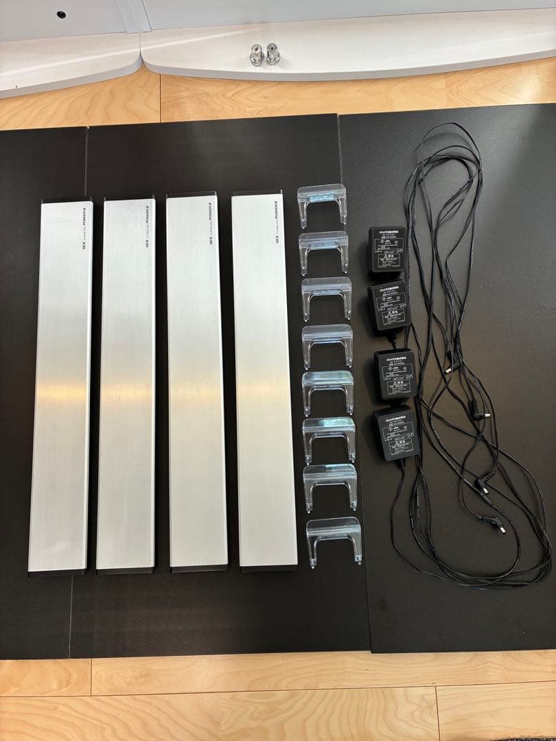 GEX CLEAR LED POWER Ⅲ 600 水槽用ライト4個まとめ売り