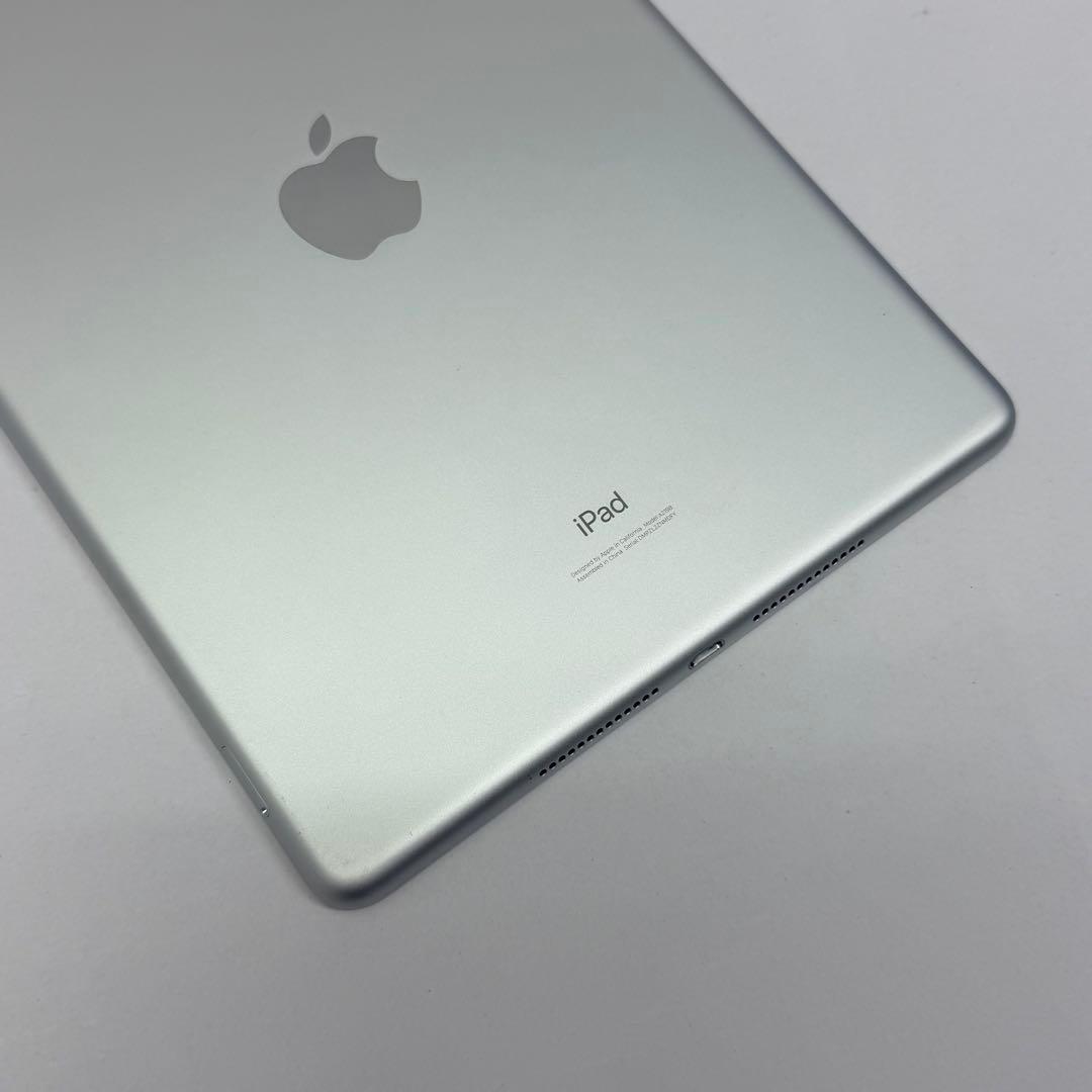 良品iPad (第7世代) Wi-Fi +Cellular 128GB シルバー
