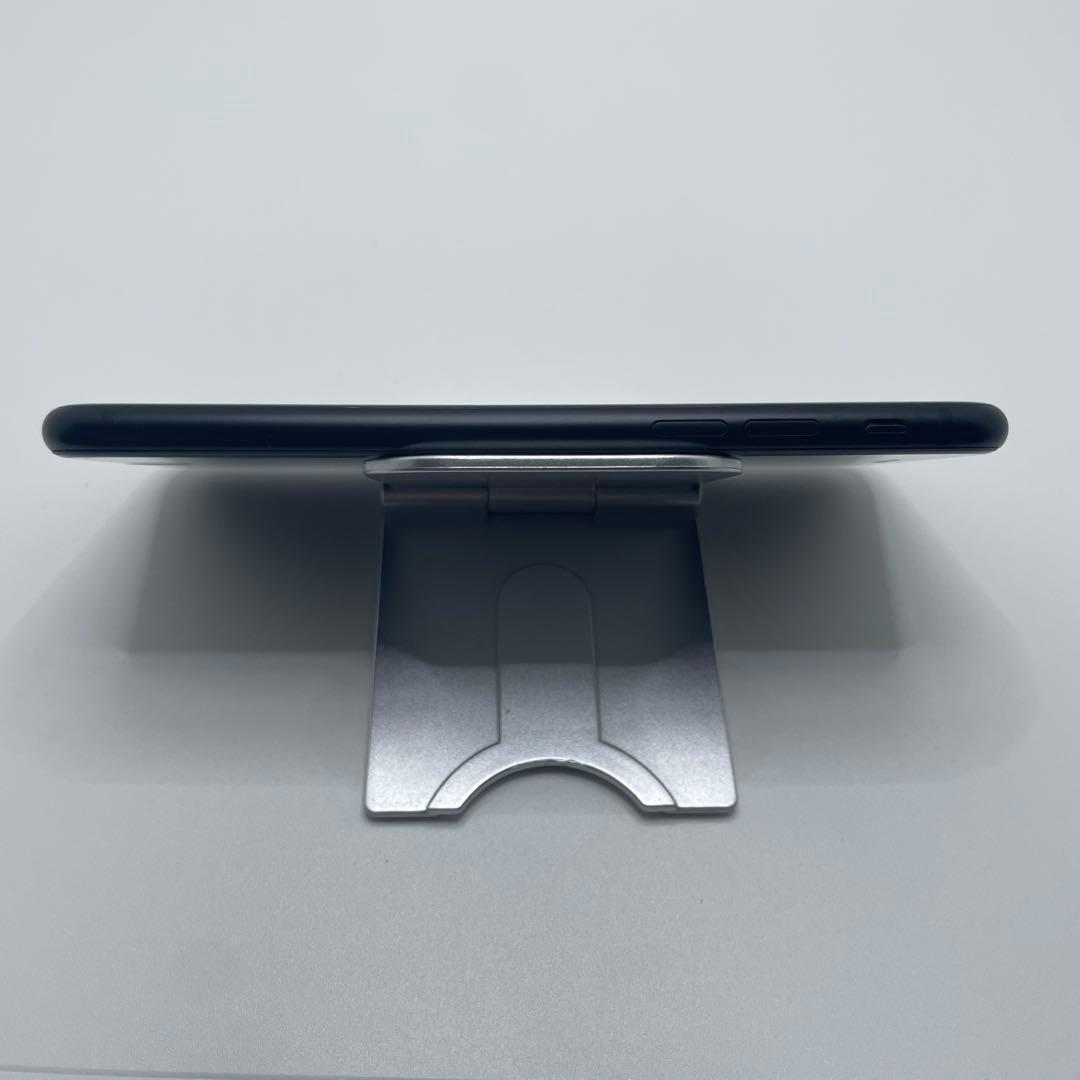 【格安美品】iPhone SE2 128GB simフリー本体 356