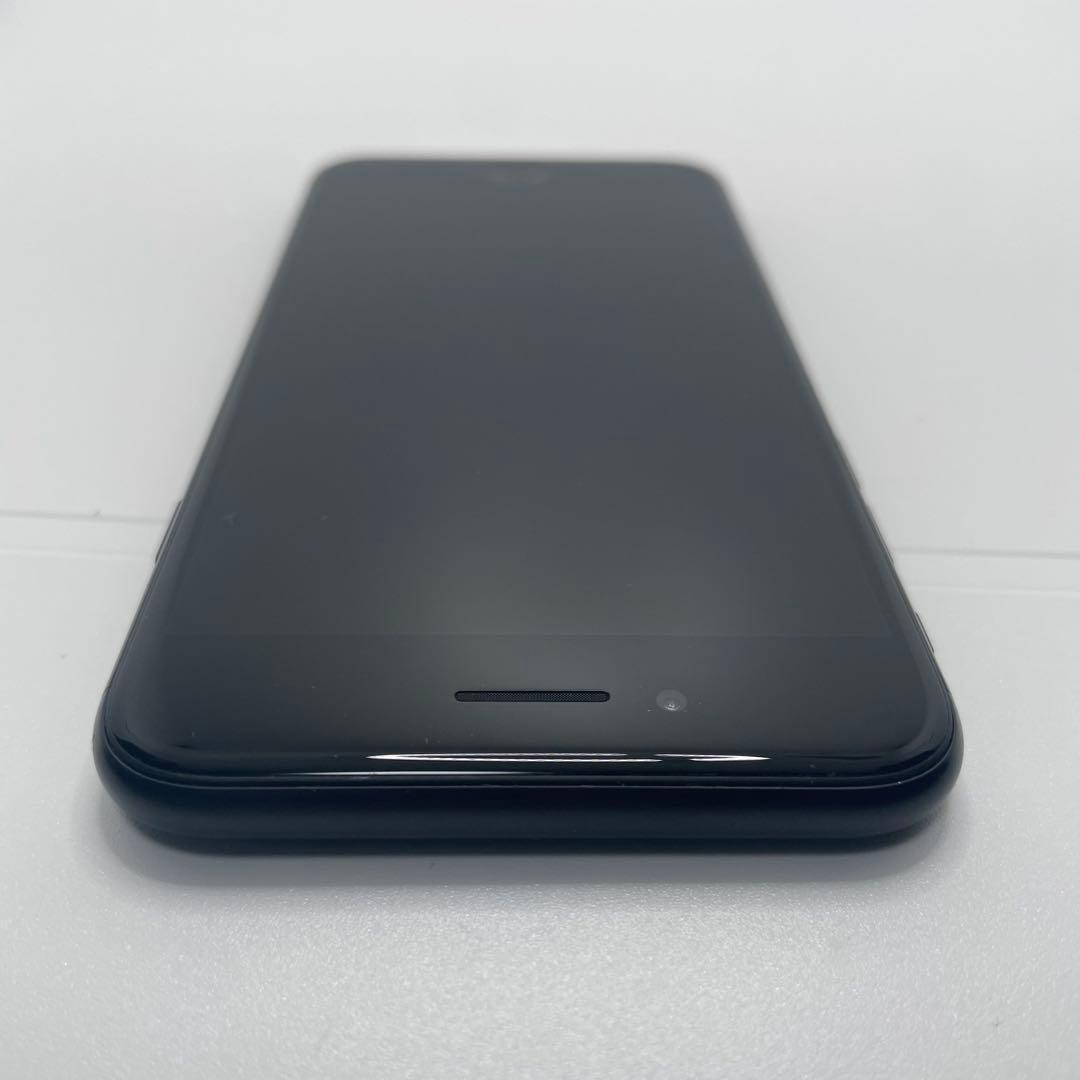 【格安美品】iPhone SE2 128GB simフリー本体 356
