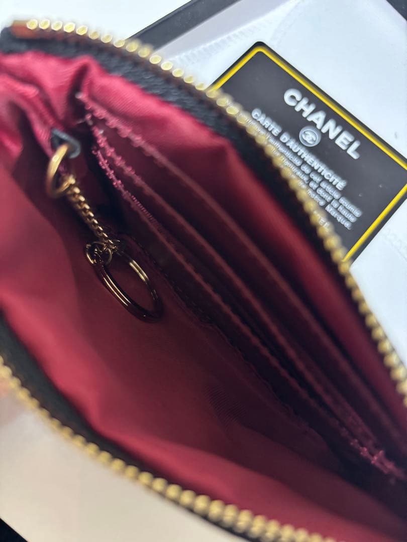 CHANEL ブラック ケース　ノベルティ