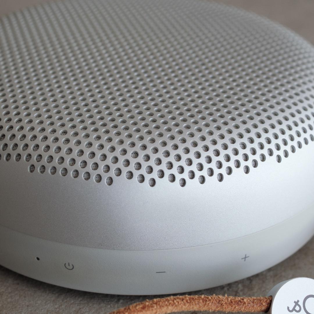 Bang&Olufsen Beoplay A1 Bluetoothスピーカー