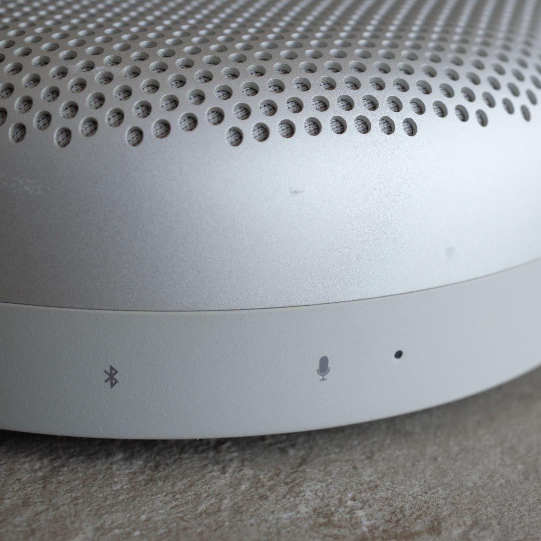 Bang&Olufsen Beoplay A1 Bluetoothスピーカー