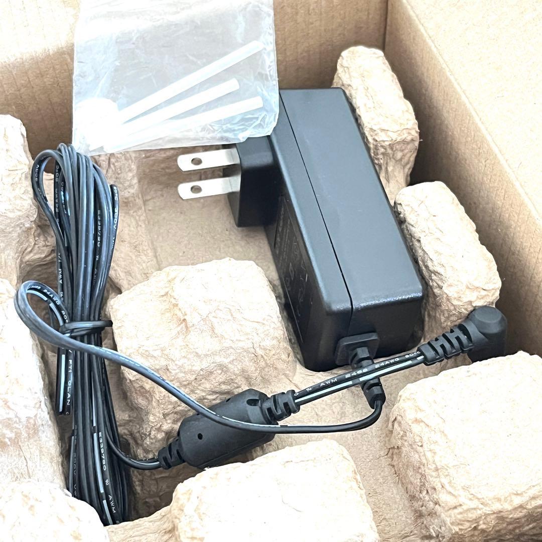 新品・未使用✨ヤングリビング　アロマラックスディフューザー　ピラミッド型