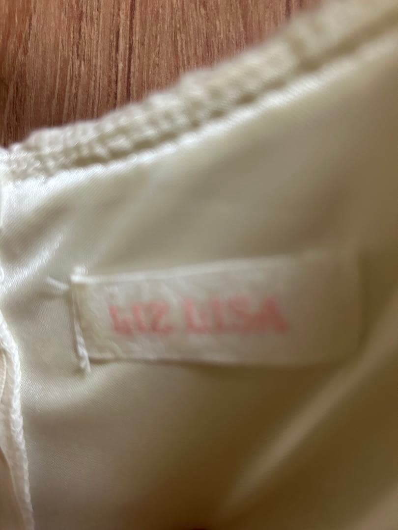 花柄レース長袖ミニワンピース リズリサ LIZLISA