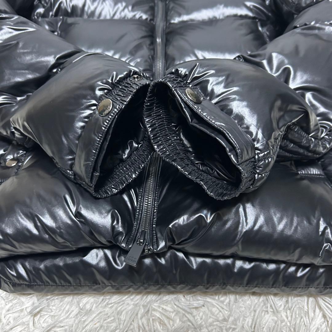 すぐ届く　未使用級極美品　TATRAS　ベルボ　ダウンジャケット　ブラック　3