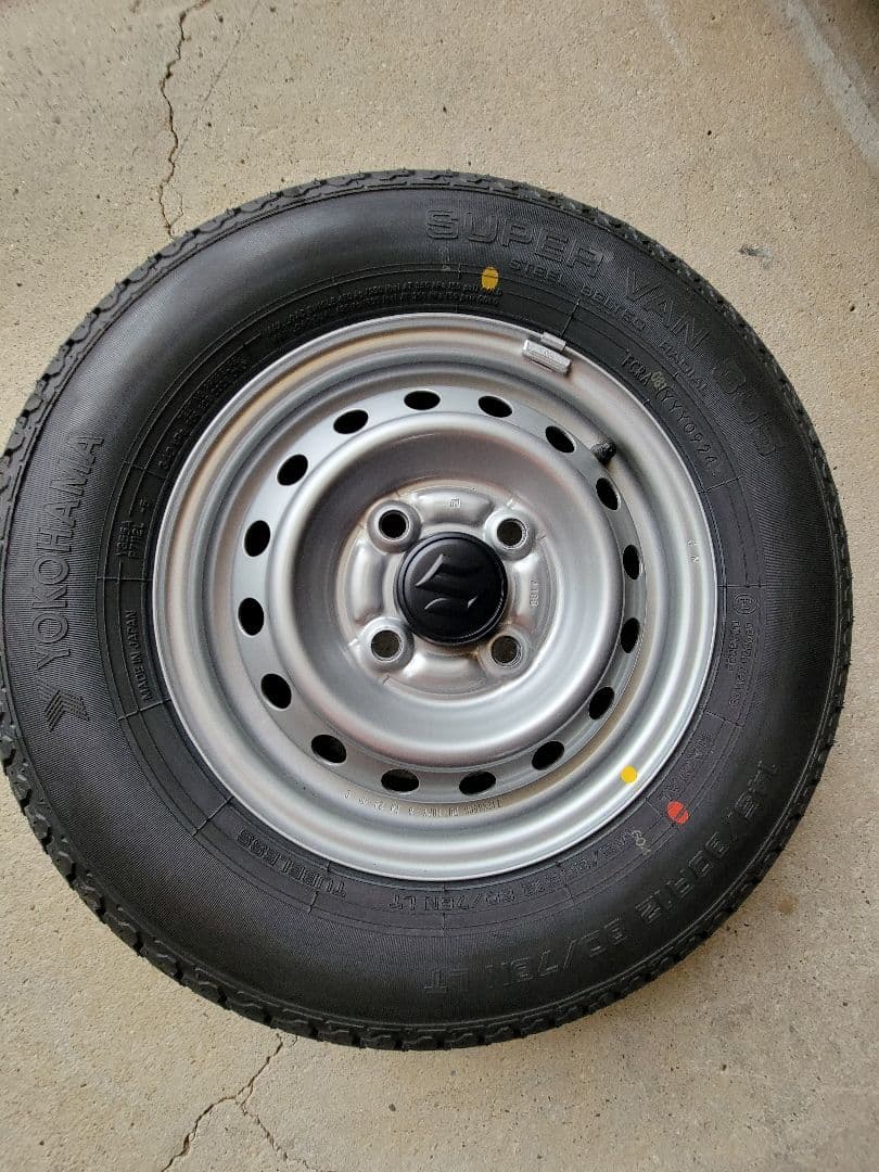 ヨコハマ 145/80R12インチ タイヤ·ホイール２本セット