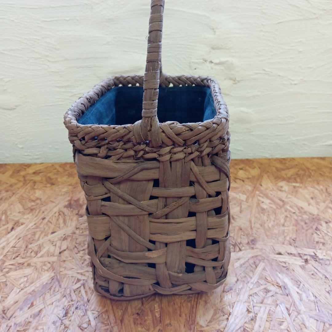 山葡萄の 小型かごバッグ