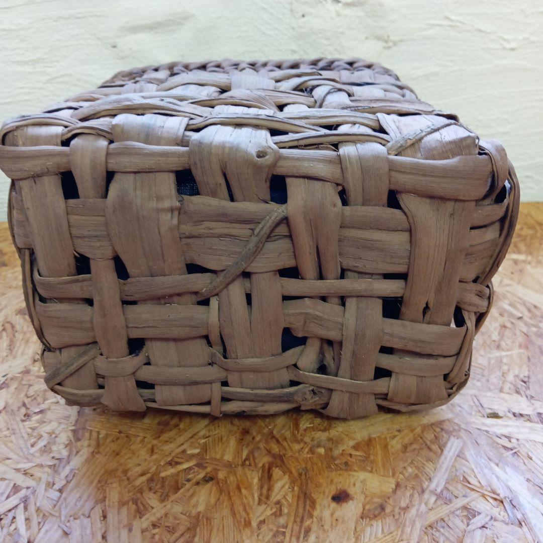 山葡萄の 小型かごバッグ